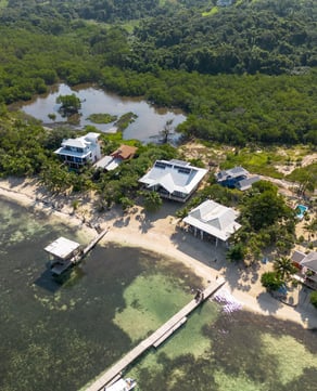 A Quiet Corner of Roatán